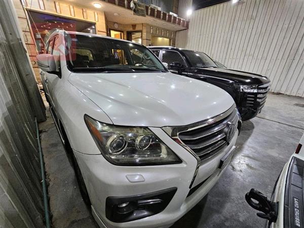 Lexus for sale in Iraq